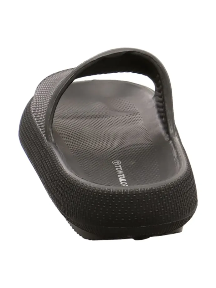 Badelatschen in Schwarz