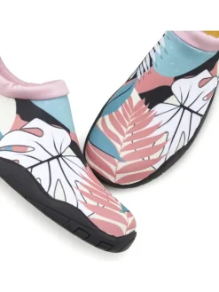 Badeschuh in schwarz