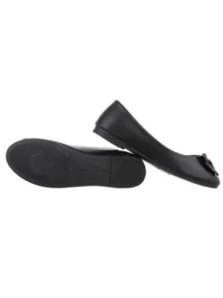 Ballerina in Schwarz