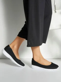 Ballerina in schwarz