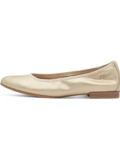 Ballerinas in Beige