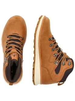 Boots Francisco in 5006 Carmel Brown