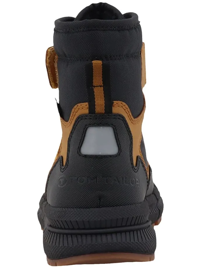 Boots in Hellbraun/ Schwarz