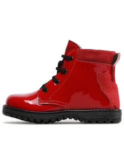 Boots in Rot