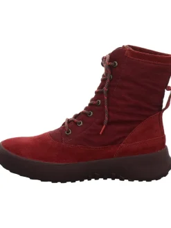Boots in Rot