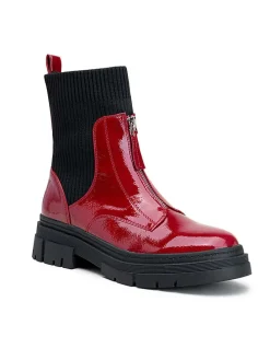 Boots in Rot/ Schwarz