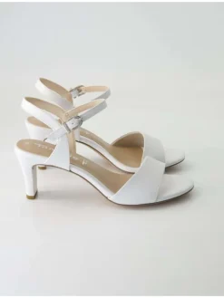 Brautschuhe in Weiß