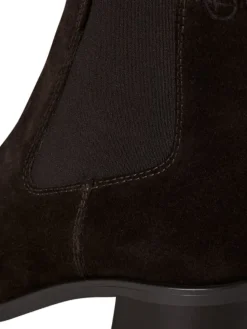 Chelsea Boot in MOCCA