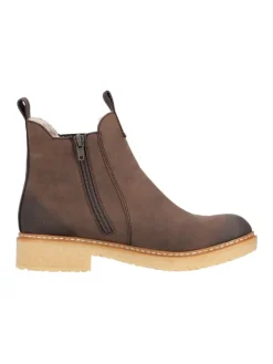 Chelsea Boots in Braun