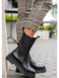 Chelsea-Boots in Schwarz