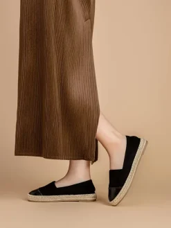 Espadrilles in Schwarz