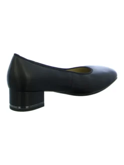 Flache Pumps in Schwarz