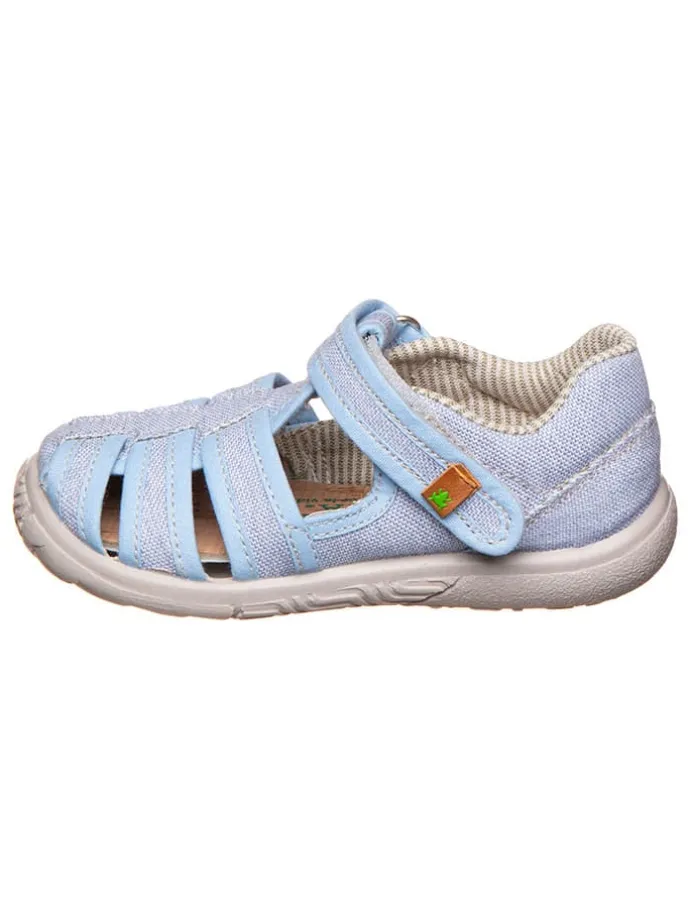Halbsandalen in Hellblau