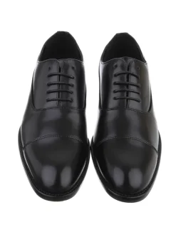 Halbschuh in Schwarz