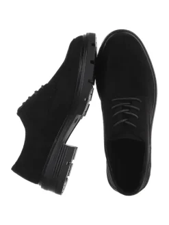 Halbschuh in Schwarz