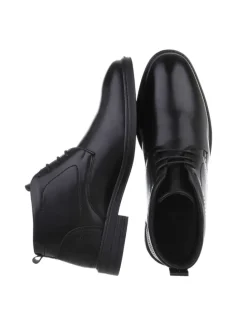 Halbschuh in Schwarz