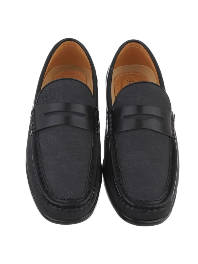 Halbschuh in Schwarz