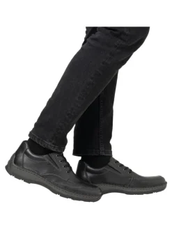 Halbschuhe in Schwarz