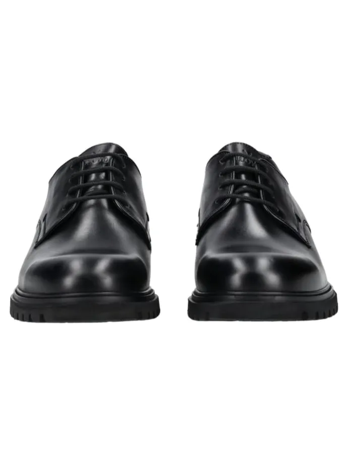 Halbschuhe in Schwarz