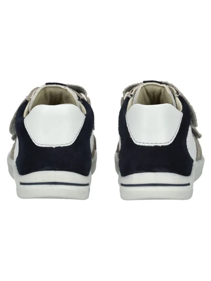 Halbschuhe in Weiß/Grau