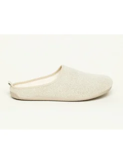 Hausschuhe in Creme