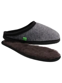 Hausschuhe in Grau