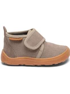 Hausschuhe in Hellbraun