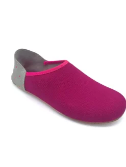 Hausschuhe in Pflaume