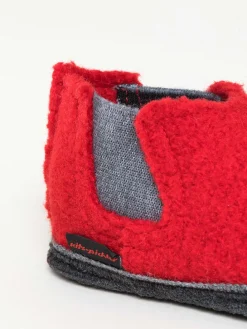 Hausschuhe in Rot