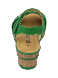 Keilsandaletten in Grün