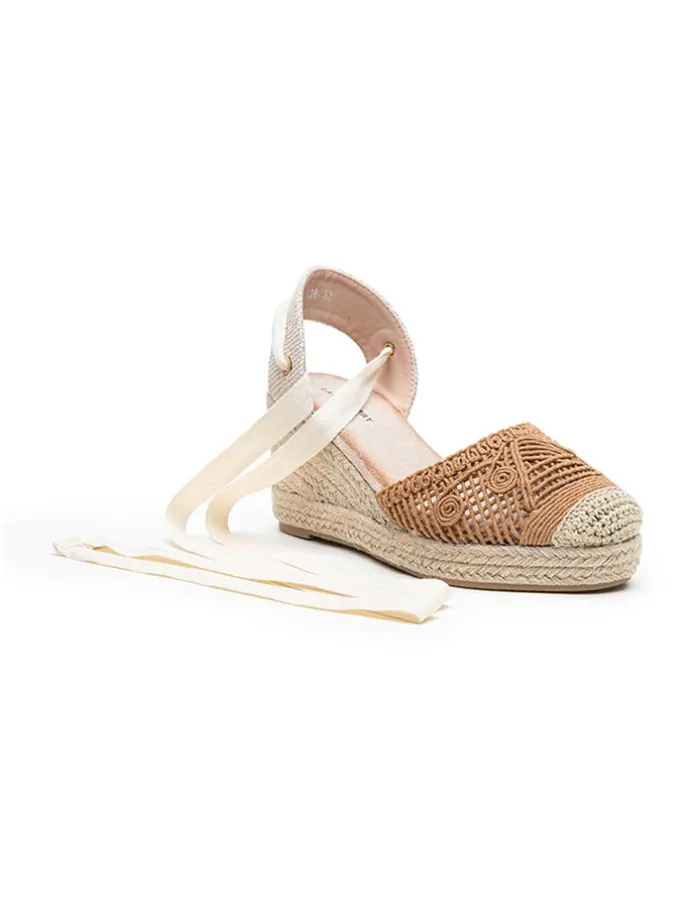 Keilsandaletten in Hellbraun