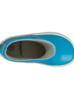 Kinderstiefel in hellblau