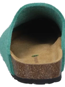 Klassische Hausschuhe in grün