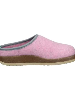 Klassische Hausschuhe in rosa
