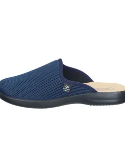 Klassische Hausschuhe in blau