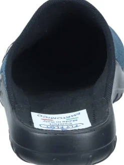 Klassische Hausschuhe in blau