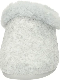 Klassische Hausschuhe in hellgrau