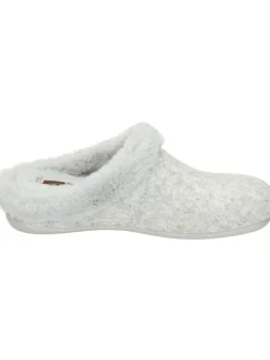 Klassische Hausschuhe in hellgrau