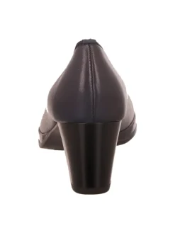 Klassische Pumps in Blau