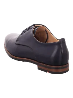 Klassische Schnürschuhe in Blau