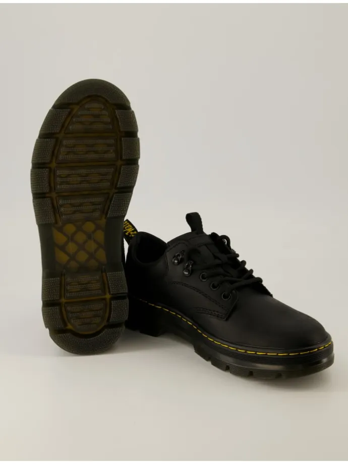 Klassische Schnürschuhe in Schwarz