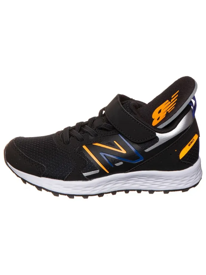 Laufschuhe "650" in Schwarz