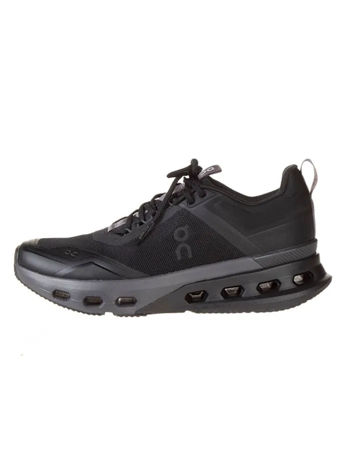 Laufschuhe "Cloudnova" in Schwarz