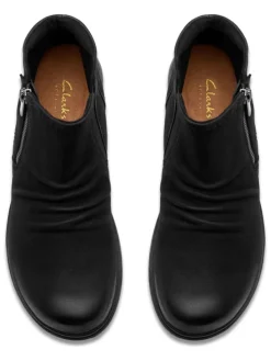 Leder-Ankle-Boots in Schwarz