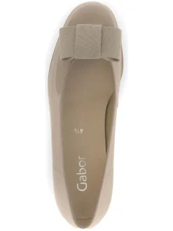 Leder-Ballerinas in Beige
