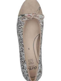 Leder-Ballerinas in Beige