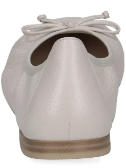 Leder-Ballerinas in Creme