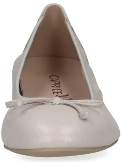 Leder-Ballerinas in Creme