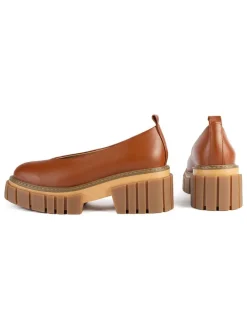 Leder-Ballerinas in Hellbraun