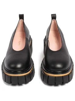 Leder-Ballerinas in Schwarz/ Hellbraun